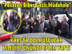 Kars'ta Dolmuşçular Belediye Önünde Eylem Yaptı