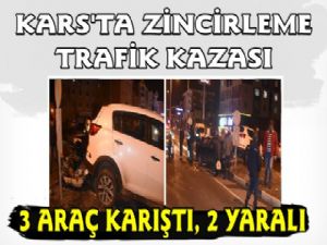 Kars Kavşağında Trafik Kazası, 3 Araç Kavşakta Çarpıştı