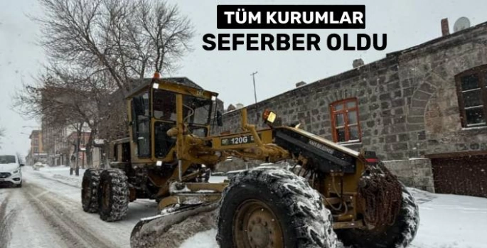 Kar Yağışı Sonrası Tüm Ekipler Seferber Oldu!